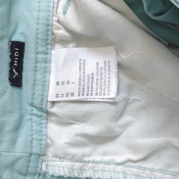 American Eagle Midi Shorts - Picture 6 of 6